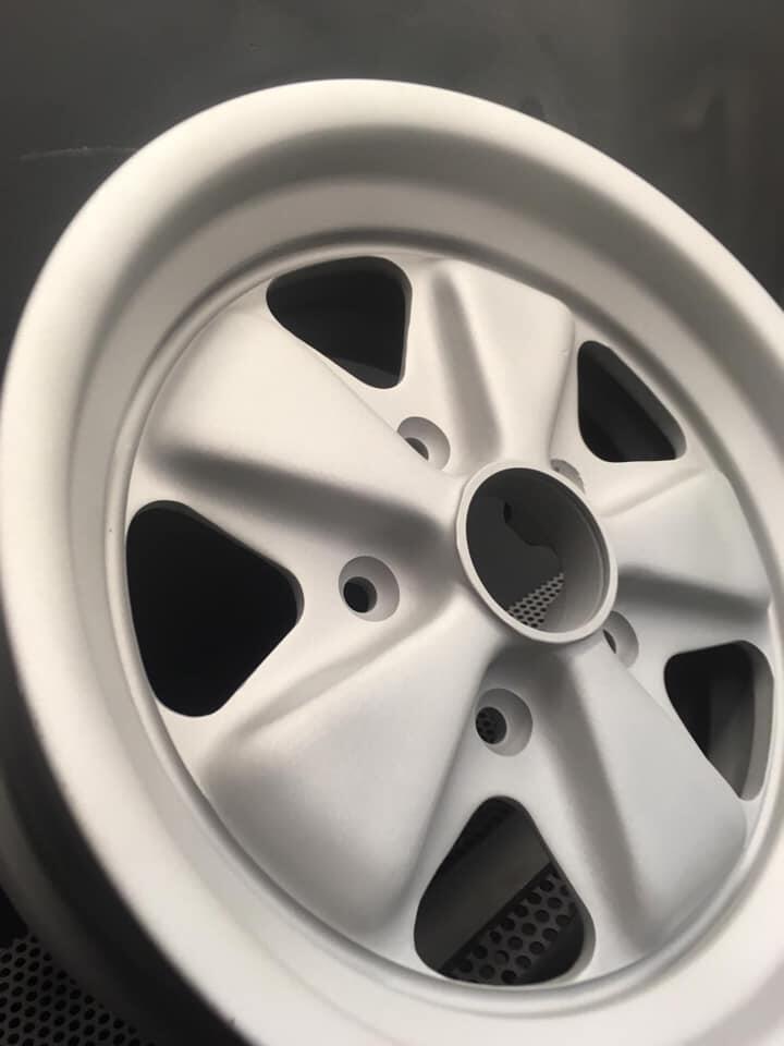 鋁合金輪轂拋丸清理效果 鋁合金輪轂拋丸清理效果
